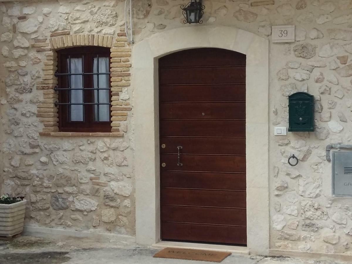 Picchio&Pinocchio Guest House Sulmona Eksteriør bilde